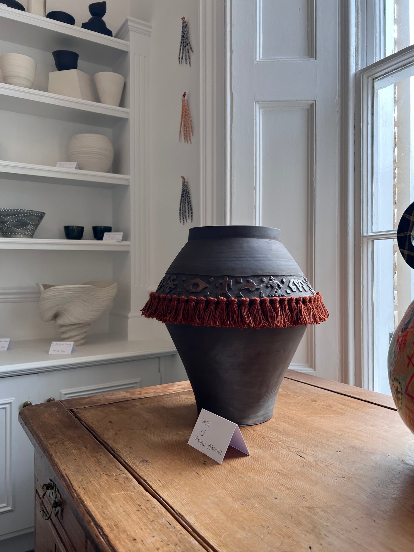 Gigil Vase